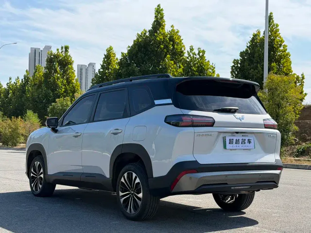 Wuling Starlight 560 — Фото автомобиля 5