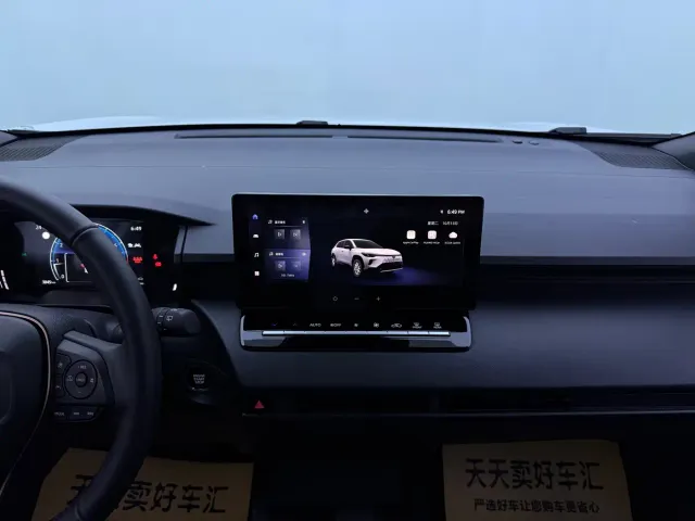 Toyota Corolla Cross — Фото автомобиля 12
