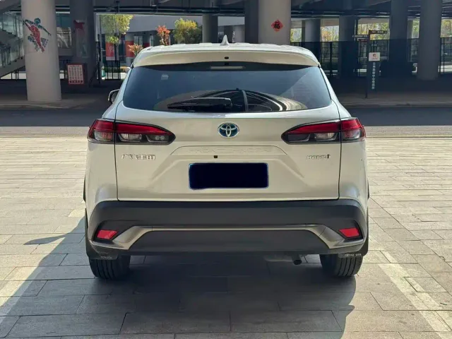 Toyota Frontlander — Фото автомобиля 5