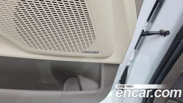 Kia Carnival 4th Gen — Фото автомобиля 30