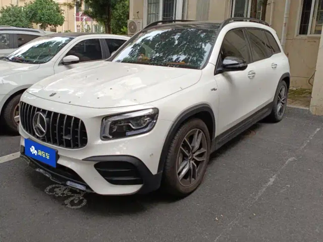 Фотография автомобиля — Mercedes-Benz GLB AMG