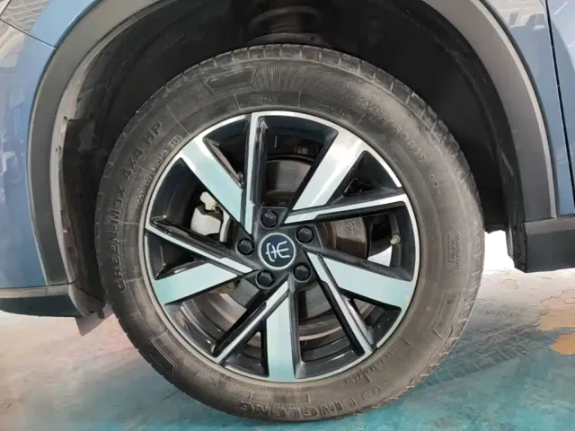 BYD Song Pro — Фото автомобиля 22