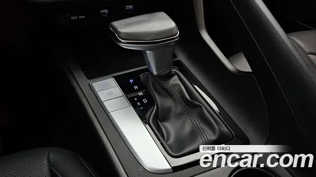 Hyundai AVANTE Avante (CN7) — Фото автомобиля 9