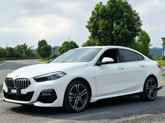Фотография автомобиля — BMW 2 Series