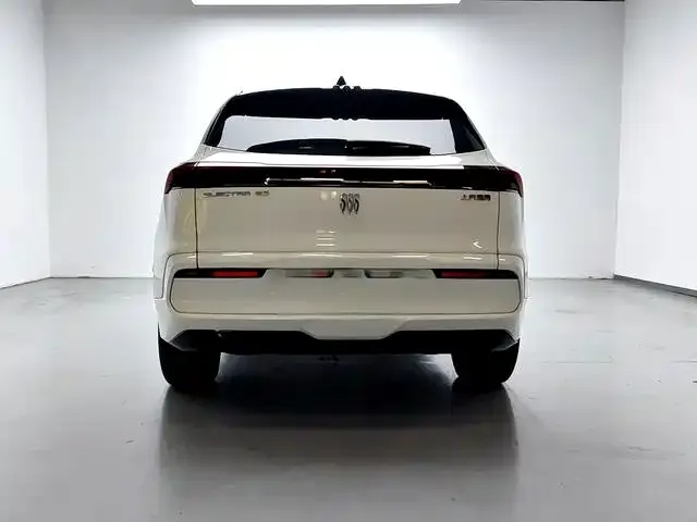 Buick E5 — Фото автомобиля 12