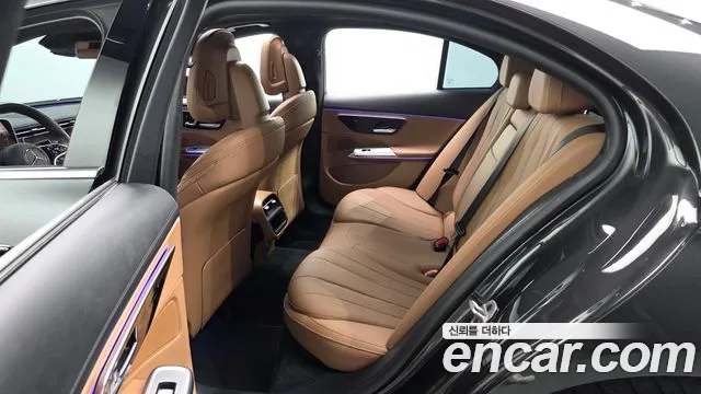 Mercedes-Benz E-Class W214 — Фото автомобиля 12