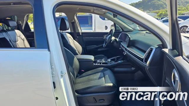 Kia Sorento Бензин 2.5T 2WD — Фото автомобиля 11