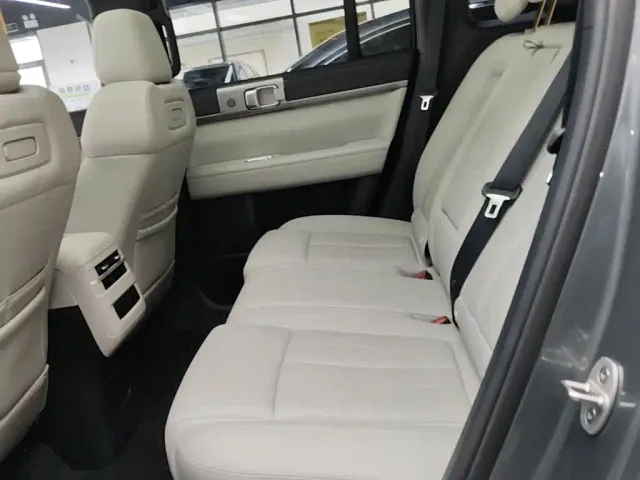 BYD FangChengBao Titanium 7 — Фото автомобиля 16
