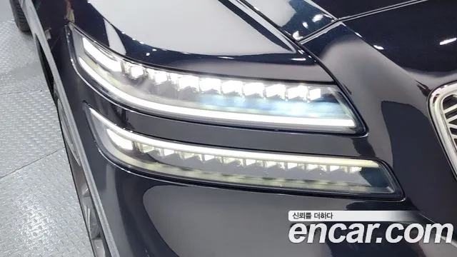 Genesis GV80 2.5T Бензин AWD — Фото автомобиля 18
