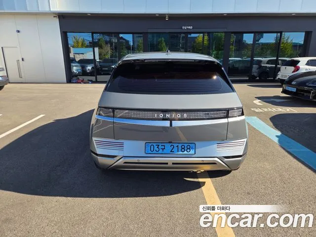Hyundai Ioniq 5 — Фото автомобиля 3