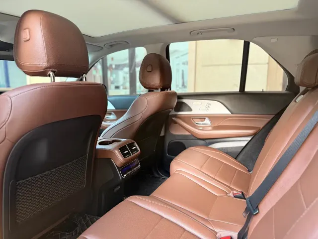 Mercedes-Benz GLE-Class — Фото автомобиля 8