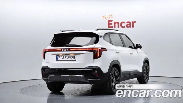 Kia Seltos — Фото автомобиля 2