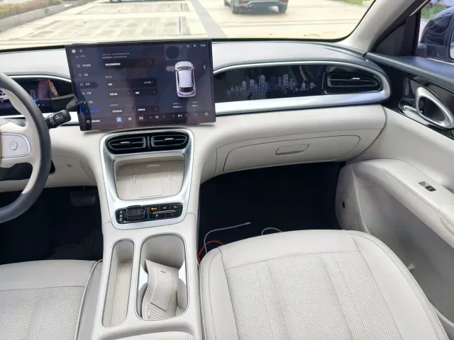 Geely Starry Wish — Фото автомобиля 16