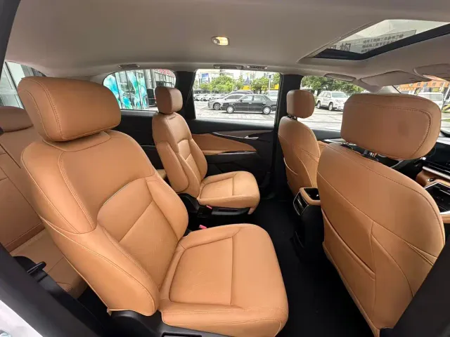 Maxus G50 PHEV — Фото автомобиля 27