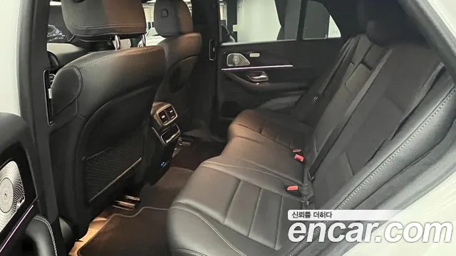 Mercedes-Benz GLE-Class — Фото автомобиля 11