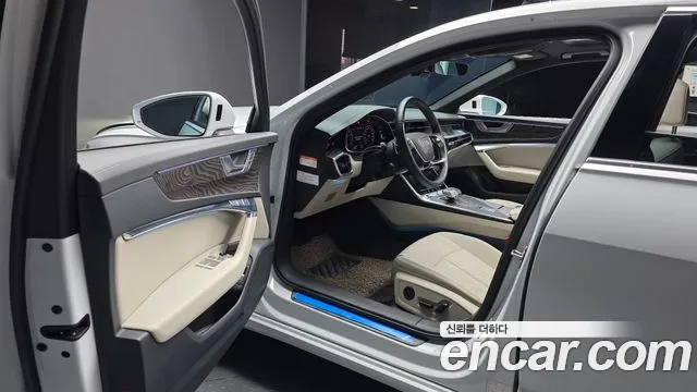 Audi A6 C8 — Фото автомобиля 15
