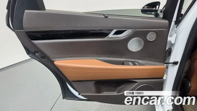 Genesis G80 RG3 — Фото автомобиля 14