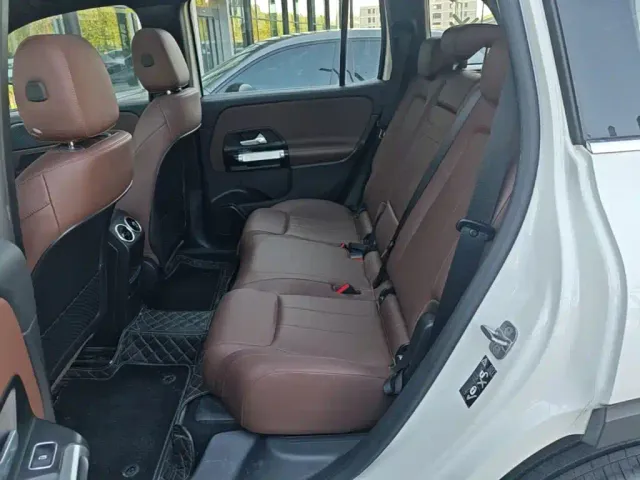 Mercedes-Benz GLB-Class — Фото автомобиля 16