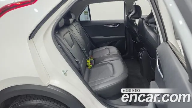 Kia Niro — Фото автомобиля 25