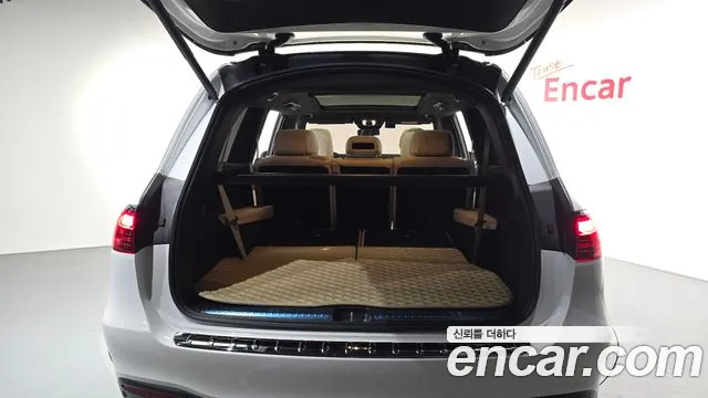 Mercedes-Benz GLS-Class — Фото автомобиля 15