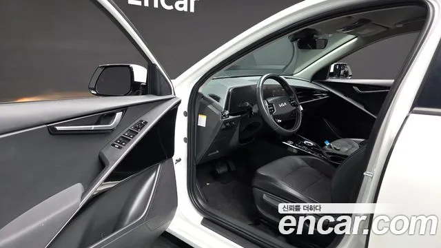 Kia Niro New — Фото автомобиля 15