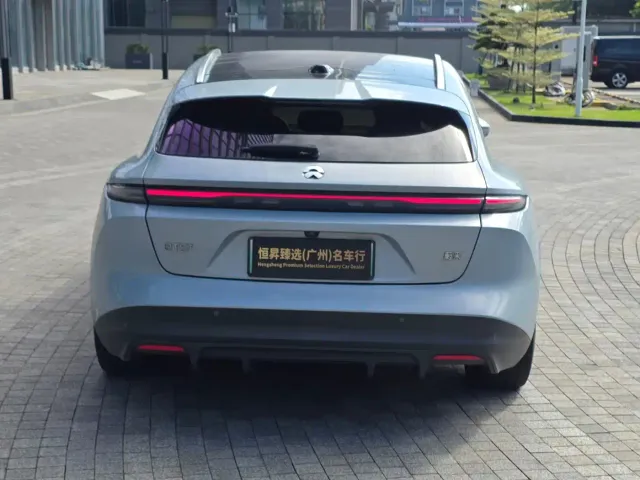 Nio ET5 Touring — Фото автомобиля 8