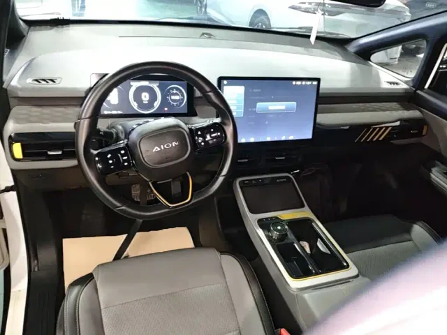 GAC Aion Y — Фото автомобиля 9