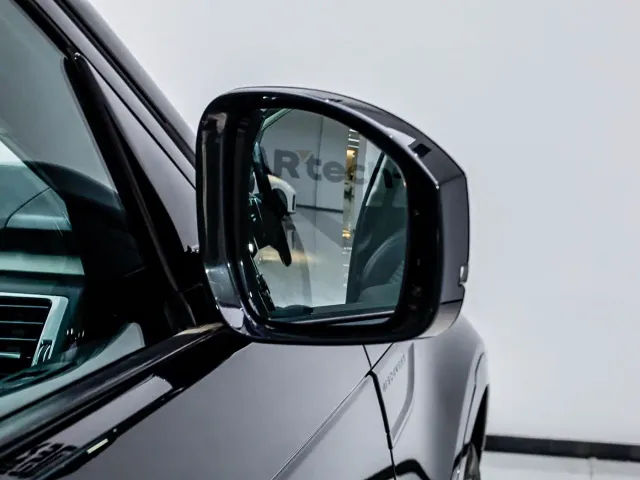 Land Rover Discovery — Фото автомобиля 10