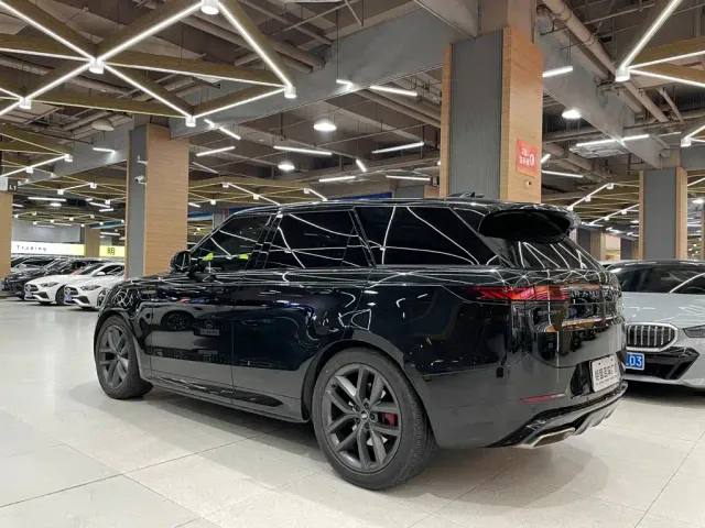 Land Rover Range Rover Sport — Фото автомобиля 5