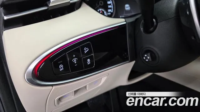 Genesis GV70 2.5T Бензин 2WD — Фото автомобиля 13