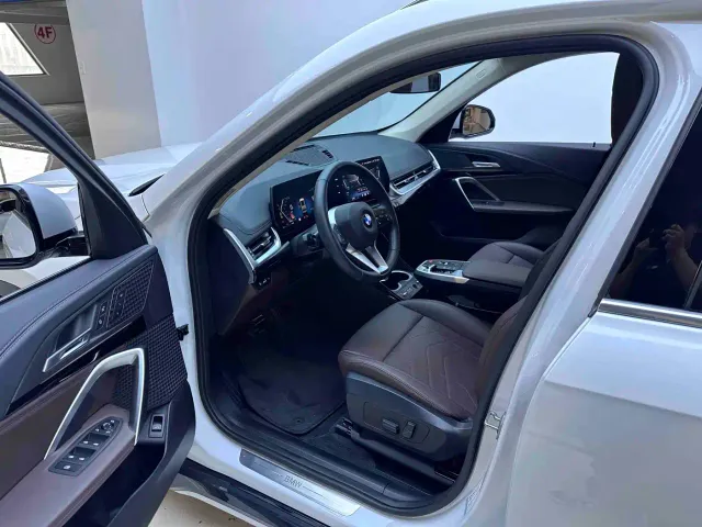 BMW X1 — Фото автомобиля 12
