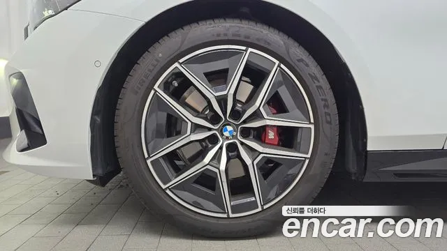BMW 5-Series — Фото автомобиля 5