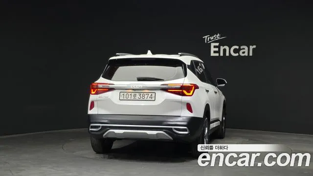 Kia Seltos Seltos Бензин 1.6 турбо 2WD — Фото автомобиля 4