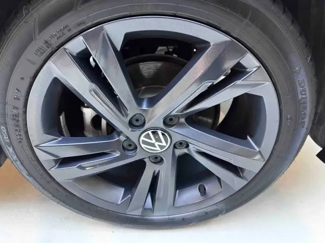 Volkswagen Golf — Фото автомобиля 16