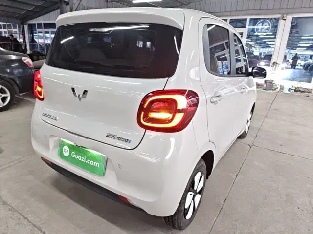 Wuling Hongguang Mini EV — Фото автомобиля 6
