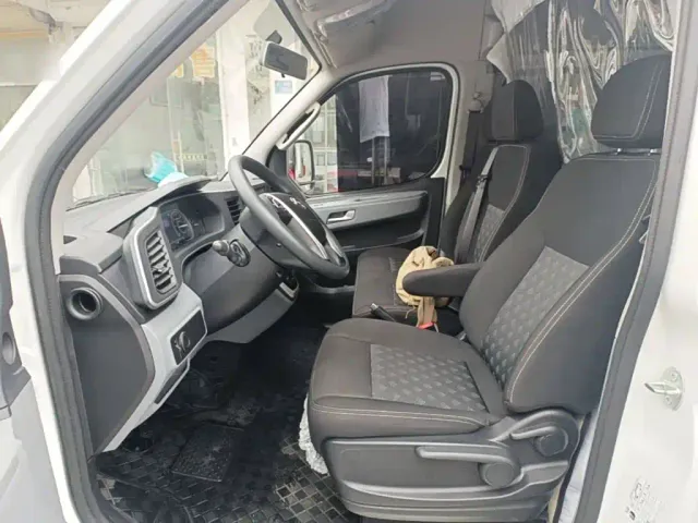 Maxus Xintu V80 — Фото автомобиля 14