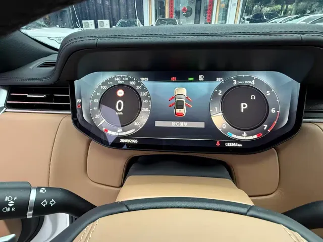 Land Rover Range Rover — Фото автомобиля 8