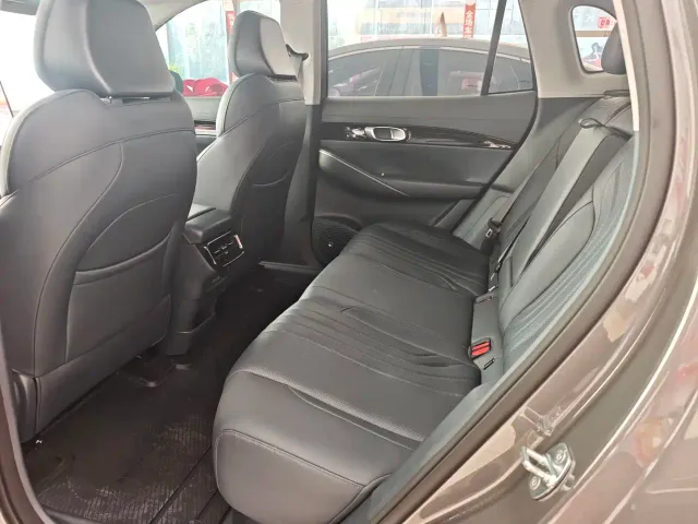 Geely Galaxy E5 — Фото автомобиля 12