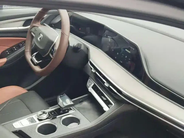 Changan Eado — Фото автомобиля 5