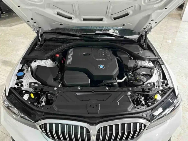 BMW 3 Series — Фото автомобиля 26
