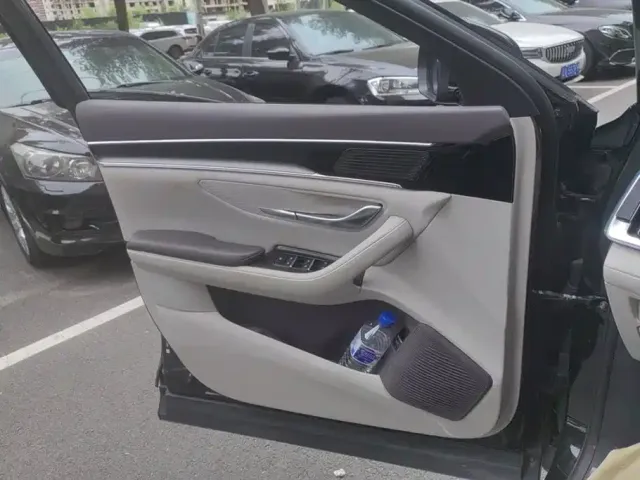 BYD Song PLUS PHEV 2025 EV 520km Premium — Фото автомобиля 7