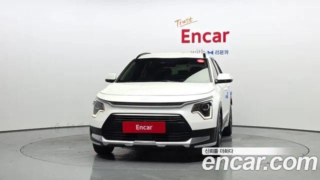 Kia Niro The All New Niro Prestige — Фото автомобиля 3