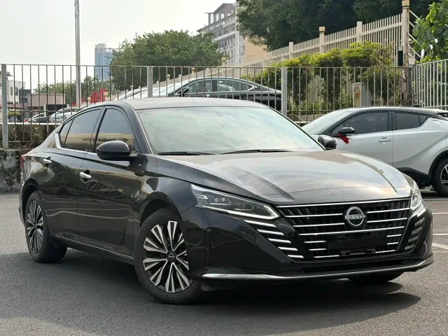 Nissan Teana — Фото автомобиля 16