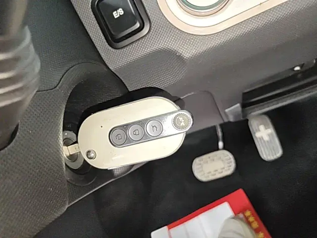 Wuling Hongguang Mini EV — Фото автомобиля 8