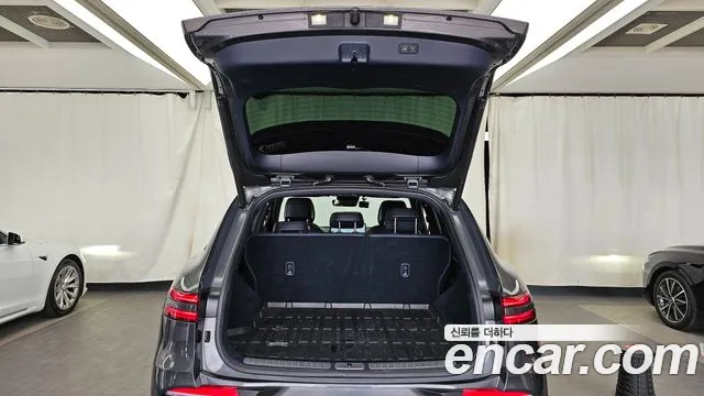 Genesis GV70 2.5T Бензин AWD — Фото автомобиля 19