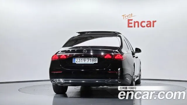 Mercedes-Benz E-Class W214 — Фото автомобиля 4