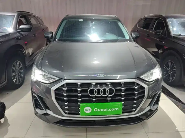 Audi Q3 — Фото автомобиля 2