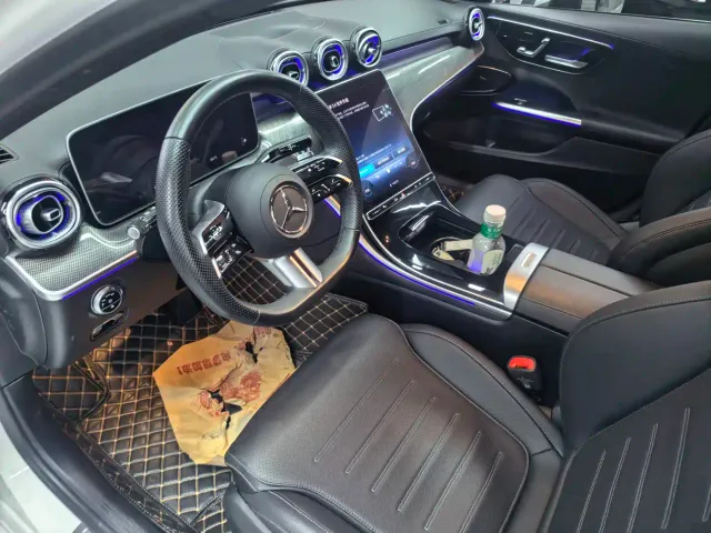 Mercedes-Benz C-Class — Фото автомобиля 4