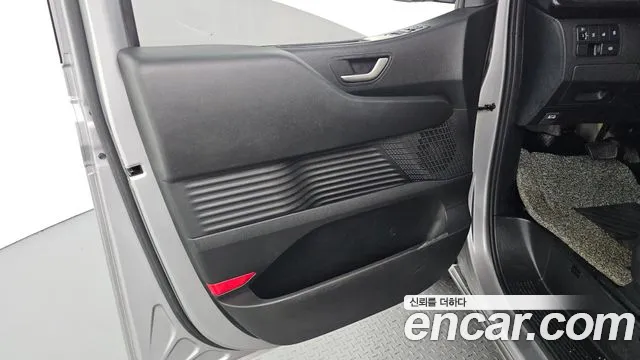 Hyundai Staria — Фото автомобиля 14