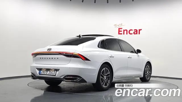 Фотография автомобиля — Hyundai Grandeur Grandeur (New)